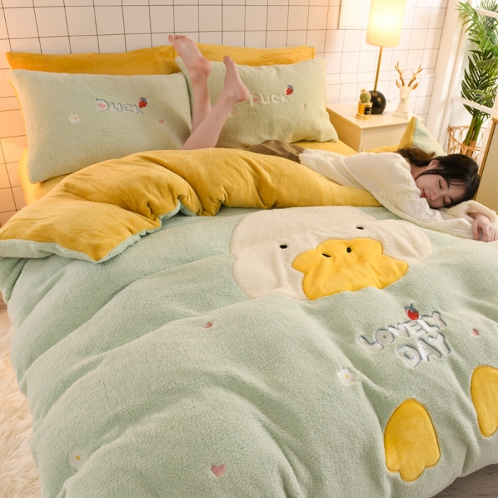 91家纺网 家纺一手货源 找家纺 朗莎家纺 2020新款羊羔绒法兰绒四件套 淘气鸭-湖蓝