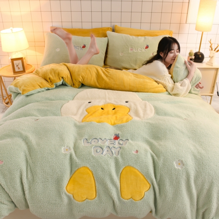 91家纺网 家纺一手货源 找家纺 朗莎家纺 2020新款羊羔绒法兰绒四件套 淘气鸭-湖蓝