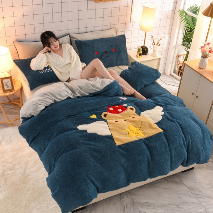 91家纺网 家纺一手货源 找家纺 朗莎家纺 2020新款羊羔绒法兰绒四件套 天使熊-宾利蓝