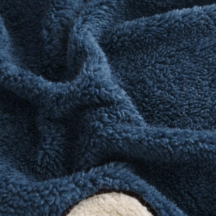 91家纺网 家纺一手货源 找家纺 朗莎家纺 2020新款羊羔绒法兰绒四件套 天使熊-宾利蓝