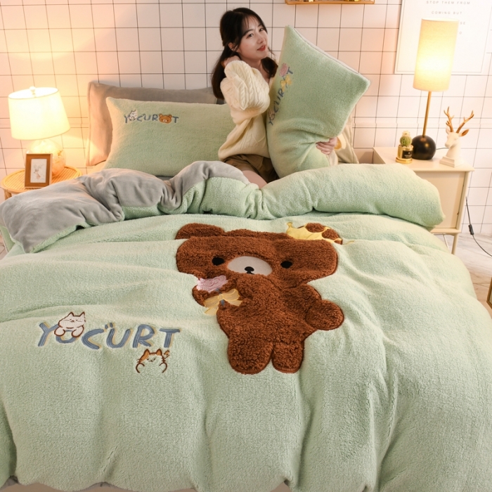 91家纺网 家纺一手货源 找家纺 朗莎家纺 2020新款羊羔绒法兰绒四件套 玩具熊-湖蓝