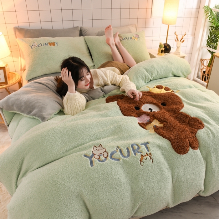 91家纺网 家纺一手货源 找家纺 朗莎家纺 2020新款羊羔绒法兰绒四件套 玩具熊-湖蓝