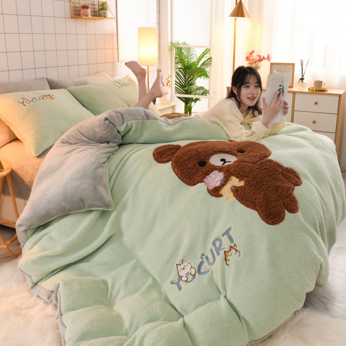 91家纺网 家纺一手货源 找家纺 朗莎家纺 2020新款羊羔绒法兰绒四件套 玩具熊-湖蓝