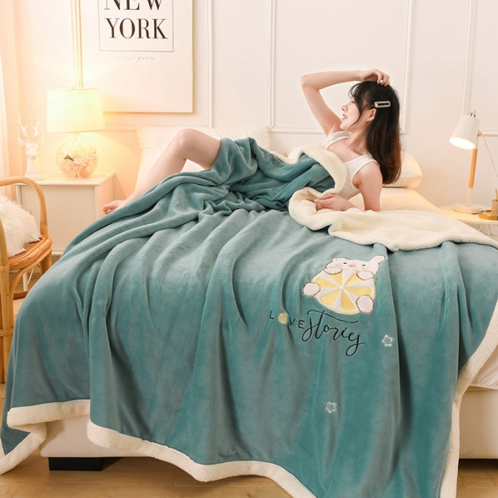 91家纺网 家纺一手货源 找家纺 朗莎家纺 2020新款羊羔绒+牛奶绒毛毯 柠檬熊-湖蓝