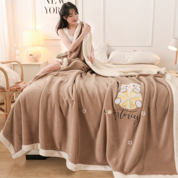 91家纺网 家纺一手货源 找家纺 朗莎家纺 2020新款羊羔绒+牛奶绒毛毯 柠檬熊-卡其