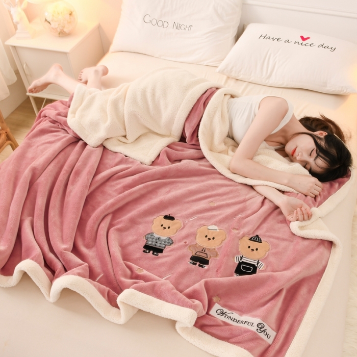 91家纺网 家纺一手货源 找家纺 朗莎家纺 2020新款羊羔绒+牛奶绒毛毯 三只小熊-豆沙