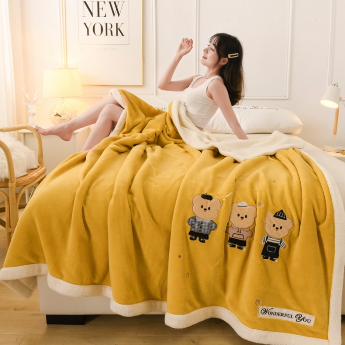 91家纺网 家纺一手货源 找家纺 朗莎家纺 2020新款羊羔绒+牛奶绒毛毯 三只小熊-黄