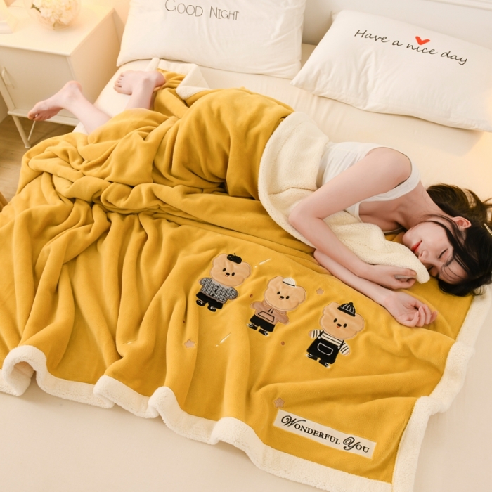 91家纺网 家纺一手货源 找家纺 朗莎家纺 2020新款羊羔绒+牛奶绒毛毯 三只小熊-黄