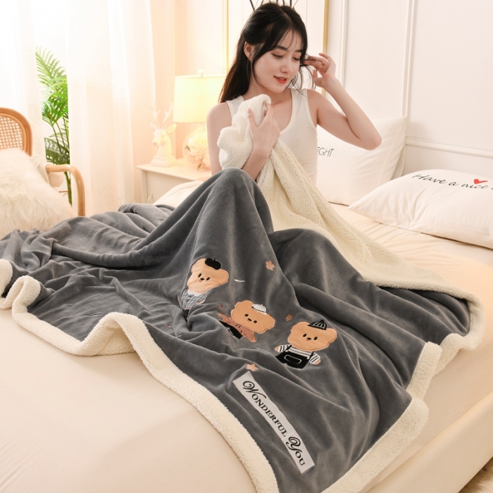 91家纺网 家纺一手货源 找家纺 朗莎家纺 2020新款羊羔绒+牛奶绒毛毯 三只小熊-灰