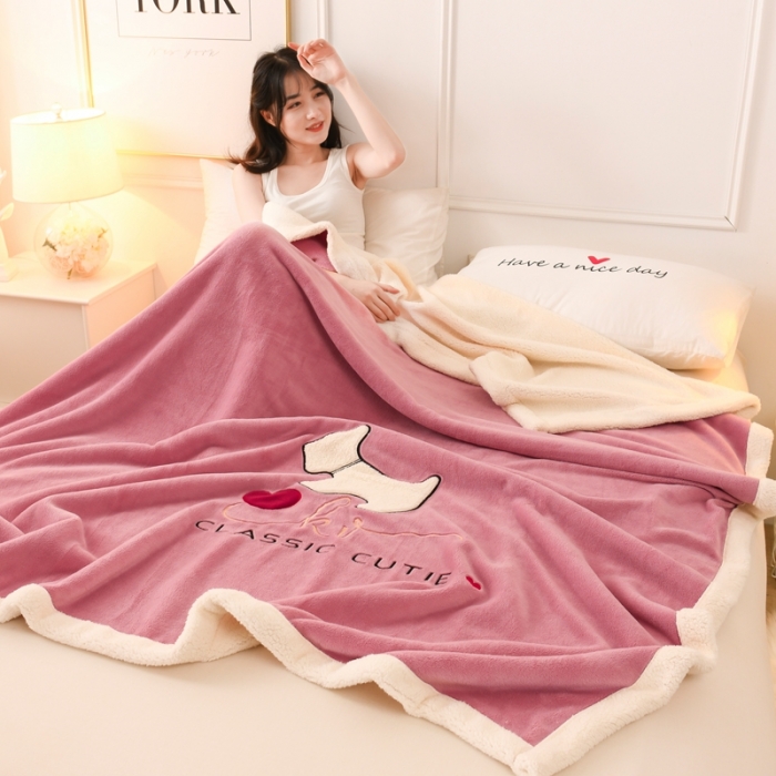 91家纺网 家纺一手货源 找家纺 朗莎家纺 2020新款羊羔绒+牛奶绒毛毯 神奇狗-豆沙