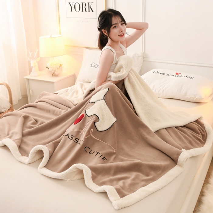 91家纺网 家纺一手货源 找家纺 朗莎家纺 2020新款羊羔绒+牛奶绒毛毯 神奇狗-卡其