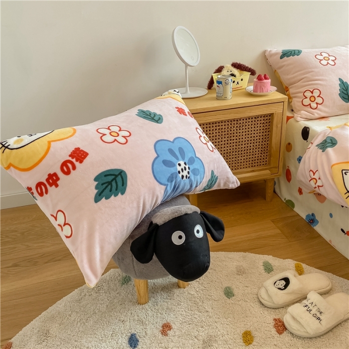 91家纺网 家纺一手货源 找家纺 棉眠 2020新款秋冬卡通牛奶绒四件套 花花猫