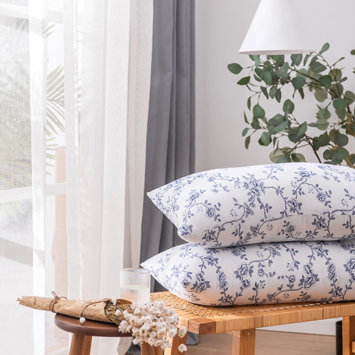 91家纺网 家纺一手货源 找家纺 新丽佳 赠品网销赠品枕芯学生舒适枕头青花瓷系列40x70