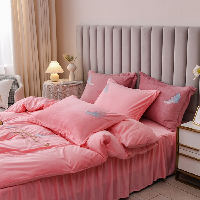 91家纺网 家纺一手货源 找家纺 （总）金米诺 2020新款宝宝绒绣花四件套