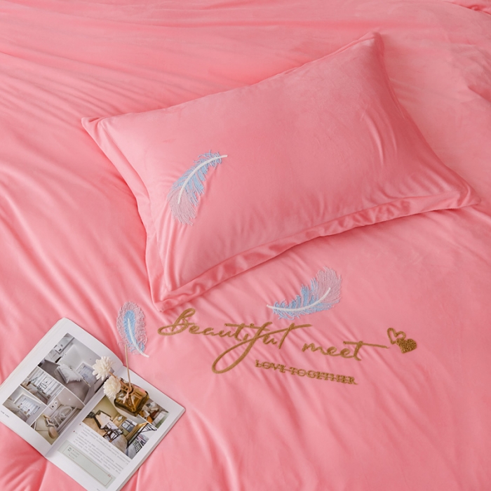 91家纺网 家纺一手货源 找家纺 （总）金米诺 2020新款宝宝绒绣花四件套