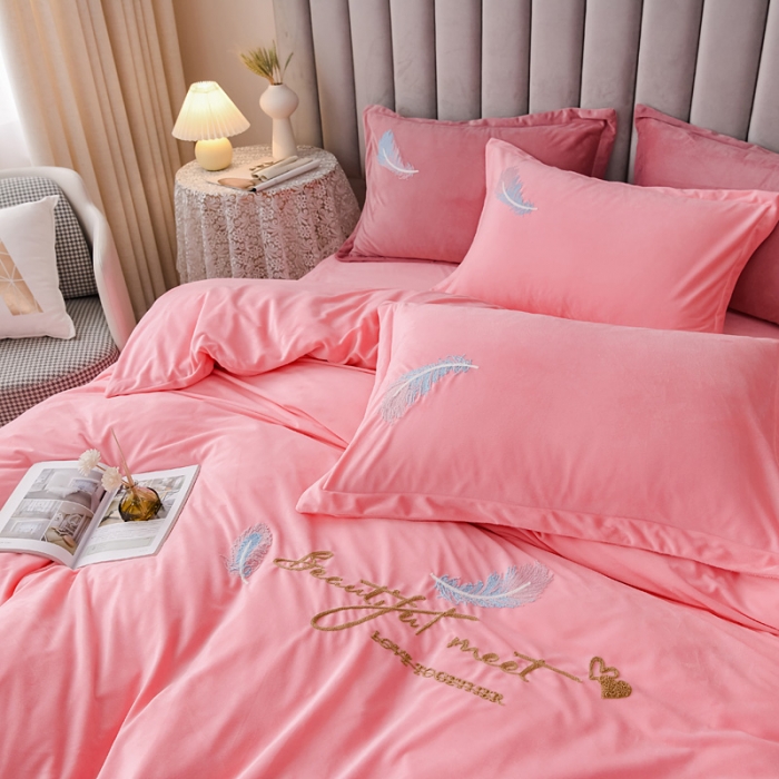 91家纺网 家纺一手货源 找家纺 （总）金米诺 2020新款宝宝绒绣花四件套