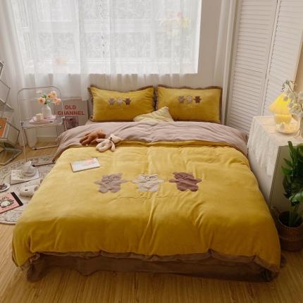 91家纺网 家纺一手货源 找家纺 （总）星期八2020新款230g双面小熊系列牛奶绒四件套