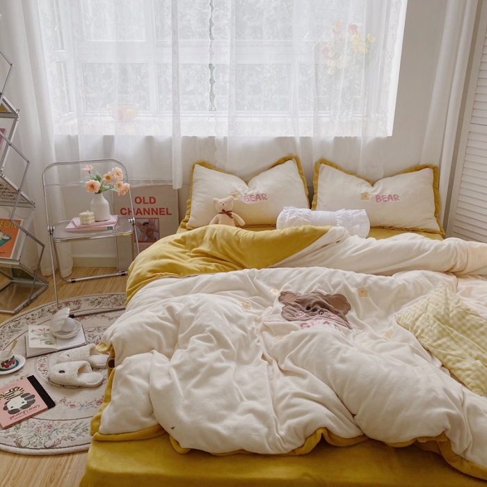 91家纺网 家纺一手货源 找家纺 星期八2020新款230g双面小熊系列牛奶绒四件套 呆呆熊米