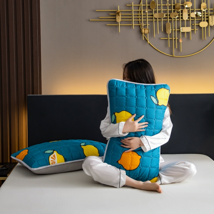 91家纺网 家纺一手货源 找家纺 圣比熊 防水枕套一对装双人枕套长枕套枕头套枕芯套翠绿色柠檬