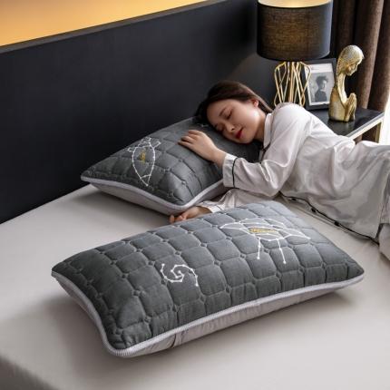 91家纺网 家纺一手货源 找家纺 圣比熊 防水枕套一对装双人枕套长枕套枕头套枕芯套飞船