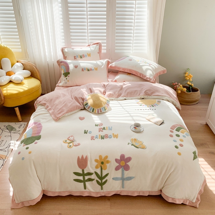 91家纺网 家纺一手货源 找家纺 星野 2020新款牛奶绒太阳雨系列四件套 浪漫粉