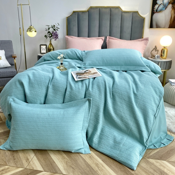 91家纺网 家纺一手货源 找家纺 三沁家居 2023新款华夫格立体提花磨毛保暖四件套 遇见-湖蓝
