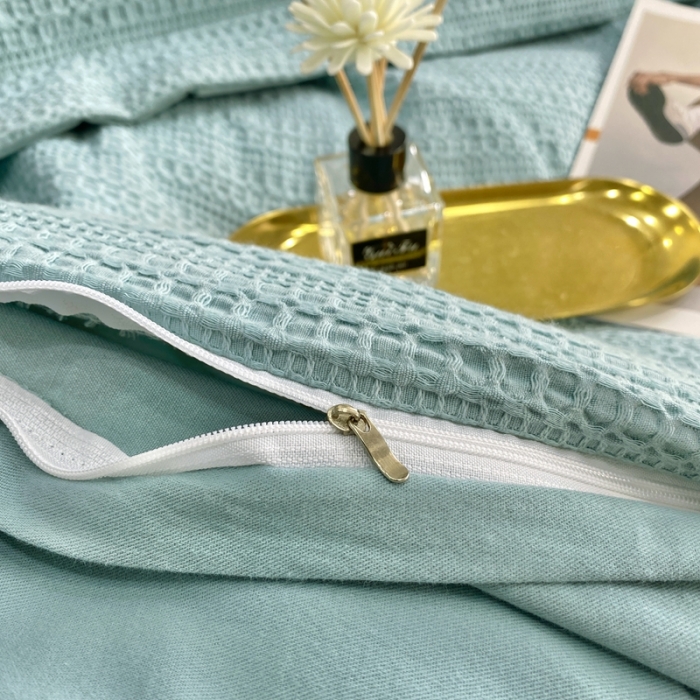 91家纺网 家纺一手货源 找家纺 三沁家居 2023新款华夫格立体提花磨毛保暖四件套 遇见-湖蓝