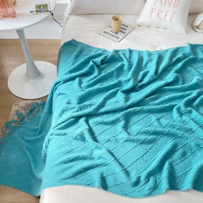 91家纺网 家纺一手货源 找家纺 朴尔针织流苏搭毯搭巾盖毯沙发巾床尾毯床尾旗酒店毯毛毯 湖蓝色