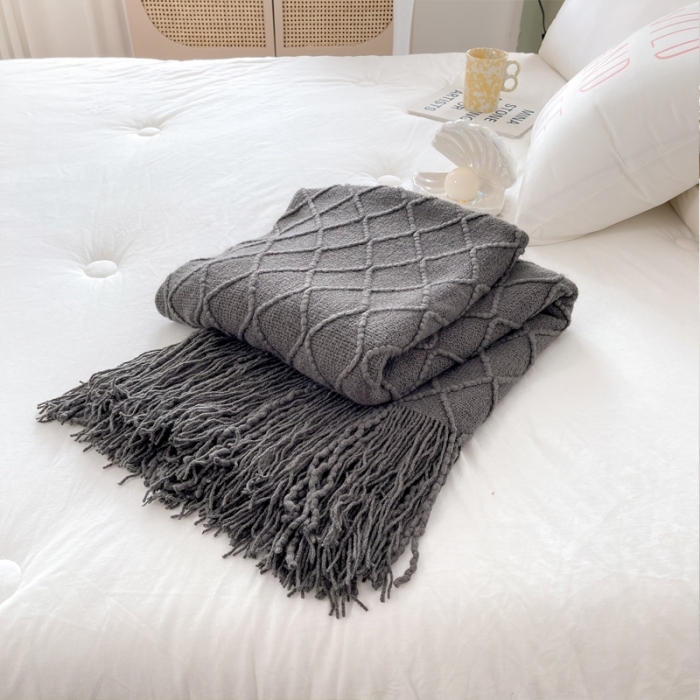 91家纺网 家纺一手货源 找家纺 朴尔针织流苏搭毯搭巾盖毯沙发巾床尾毯床尾旗酒店毯毛毯 碳灰色