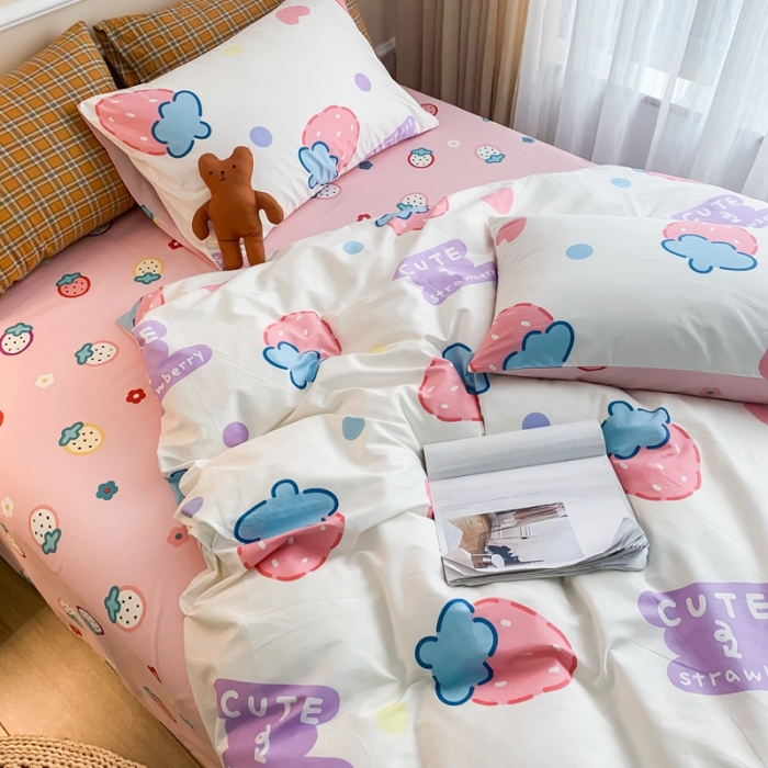 91家纺网 家纺一手货源 找家纺 感遇家纺 2020新款全棉亲肤印花四件套三件套-缘冬系列 大草莓