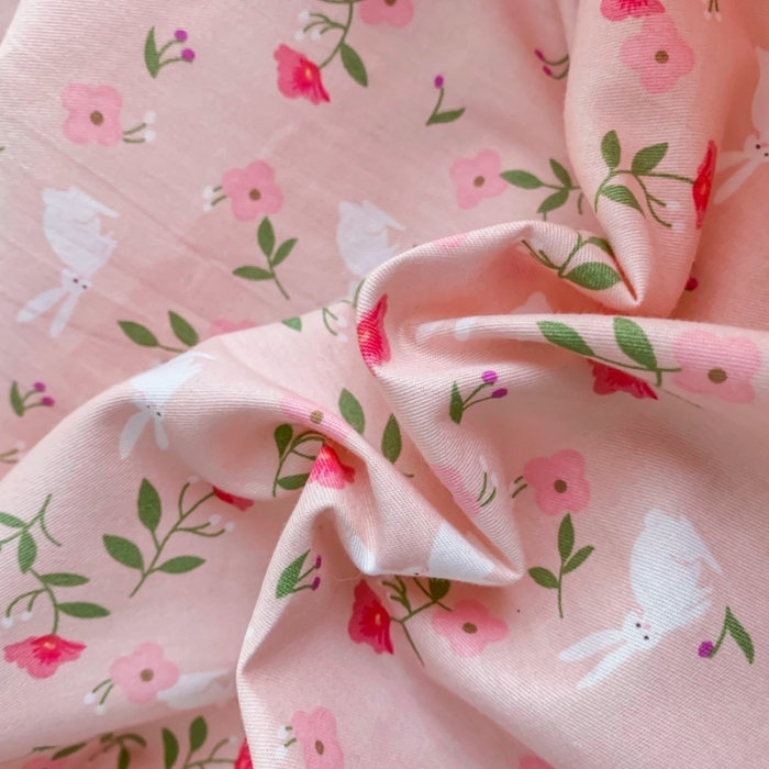 91家纺网 家纺一手货源 找家纺 感遇家纺 2020新款全棉亲肤印花缘冬系列单床单 花间小兔