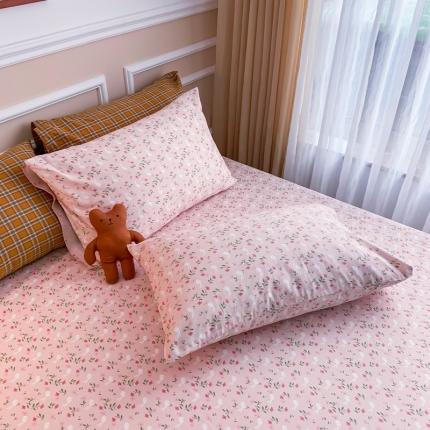 感遇 2020新款全棉亲肤印花缘冬系列枕套 花间小兔
