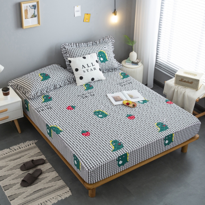 91家纺网 家纺一手货源 找家纺 情煊 2021新款全棉13372夹棉床笠(可定制尺寸) 草莓小怪兽