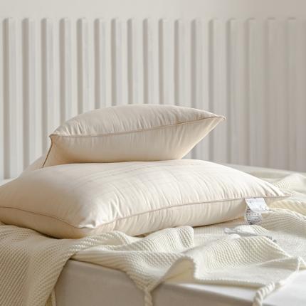 91家纺网 家纺一手货源 找家纺 微枕芯2020新款日式全棉小提花单边软枕48*74/只