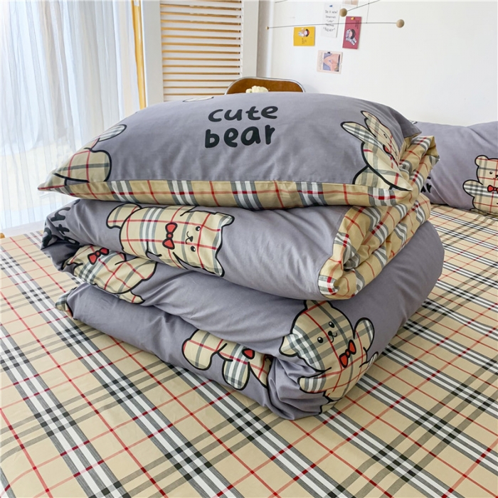 91家纺网 家纺一手货源 找家纺 感遇家纺 2021新款春夏新品全棉单被套 英伦熊-灰