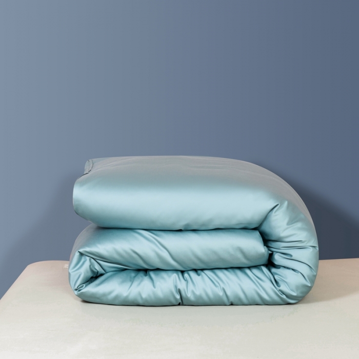 91家纺网 家纺一手货源 找家纺 久典家居 2020新款60S长绒棉被套 冰水蓝