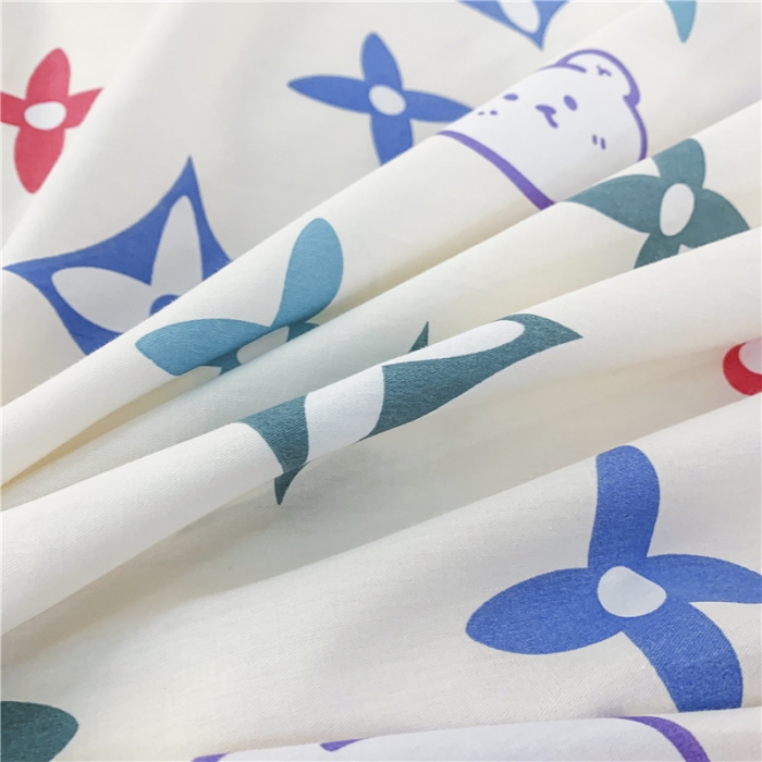 91家纺网 家纺一手货源 找家纺 感遇 2021年春夏新品全棉单床单 字母小熊