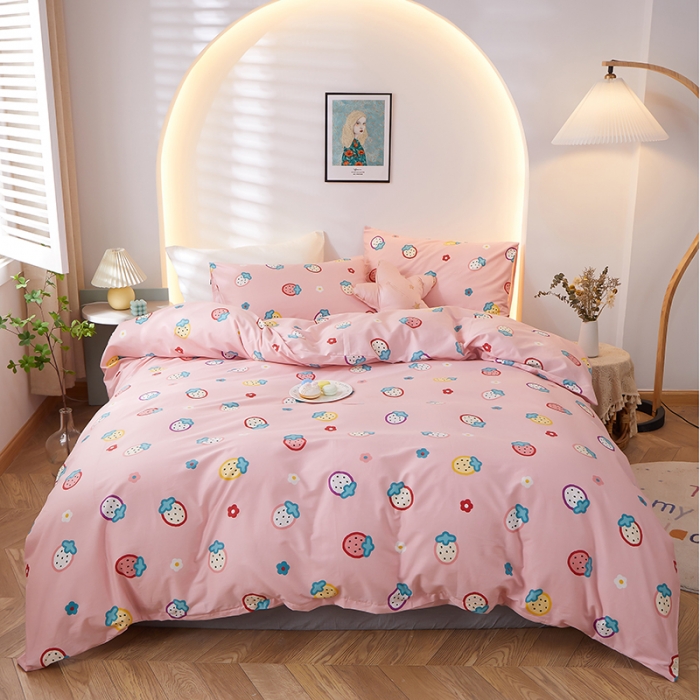 91家纺网 家纺一手货源 找家纺 一米阳光 2021新款碎花款四件套 甜心草莓