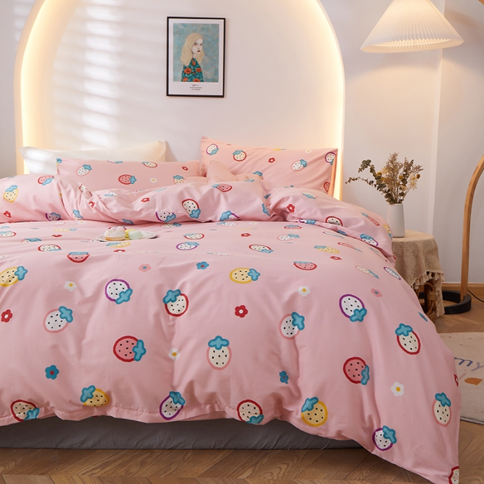 91家纺网 家纺一手货源 找家纺 一米阳光 2021新款碎花款四件套 甜心草莓