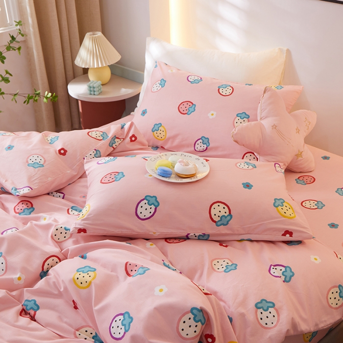 91家纺网 家纺一手货源 找家纺 一米阳光 2021新款碎花款四件套 甜心草莓