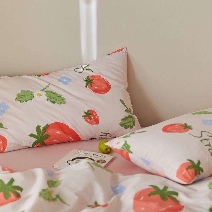 91家纺网 家纺一手货源 找家纺 窝米 2021新款全棉四件套花卉系列 草莓甜心