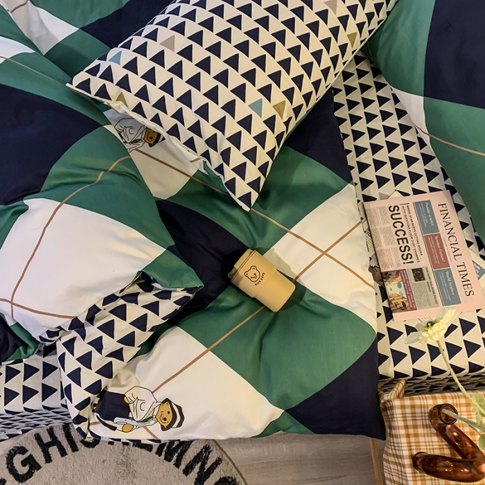 91家纺网 家纺一手货源 找家纺 澳萝拉 2021新款印花全棉四件套 侦探熊