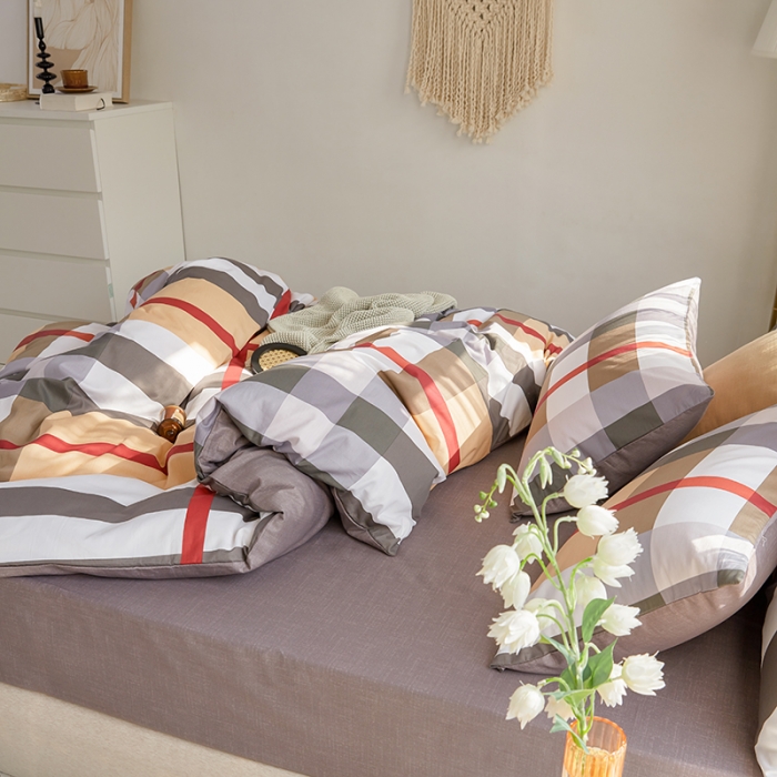 91家纺网 家纺一手货源 找家纺 仟网汇 2021新款春夏全棉北欧风几何系列四件套 方格日记