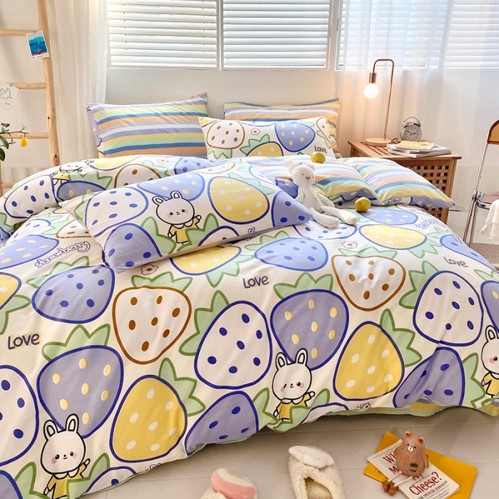 91家纺网 家纺一手货源 找家纺 仟网汇 2021新款春夏全棉小清新卡通系列四件套 草莓乐园