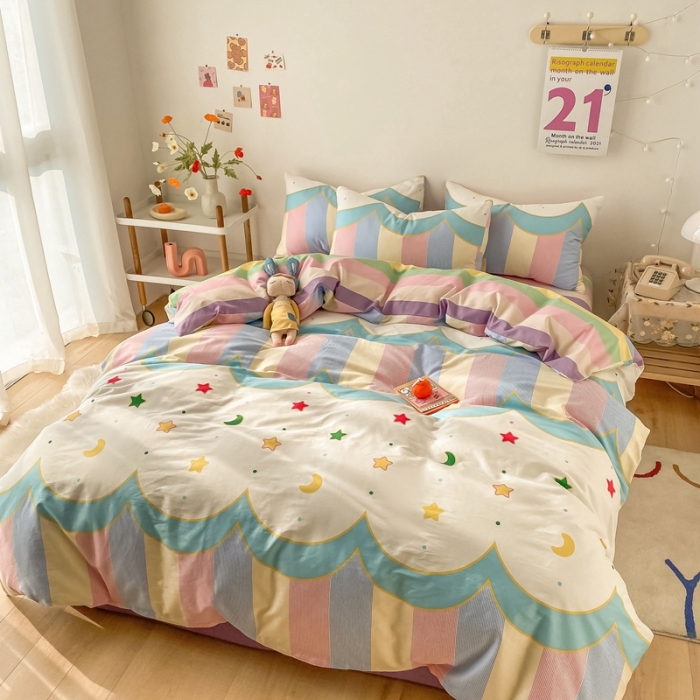 91家纺网 家纺一手货源 找家纺 沐棉家居  2022年新款13370全棉印花四件套直播爆款 月半湾