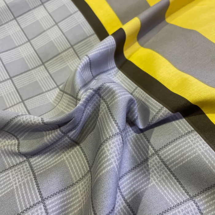 91家纺网 家纺一手货源 找家纺 金爱家 2021新款全棉13372四件套条格简约系列 皇家风情