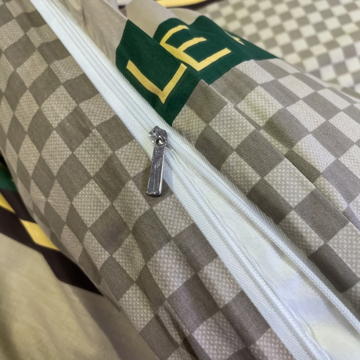 91家纺网 家纺一手货源 找家纺 金爱家 2021新款全棉13372四件套条格简约系列 加州咖