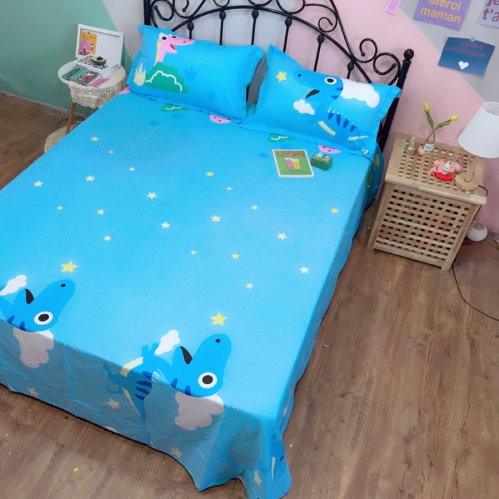 91家纺网 家纺一手货源 找家纺 金爱家 2021新款13070卡通全棉四件套 独家恐龙森林蓝