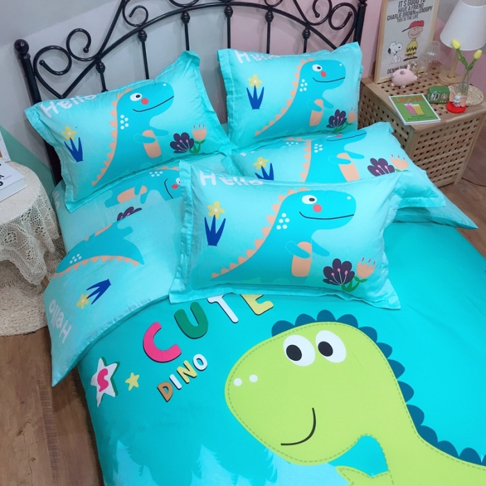 91家纺网 家纺一手货源 找家纺 金爱家 2021新款13070卡通全棉四件套 独家恐龙森林绿