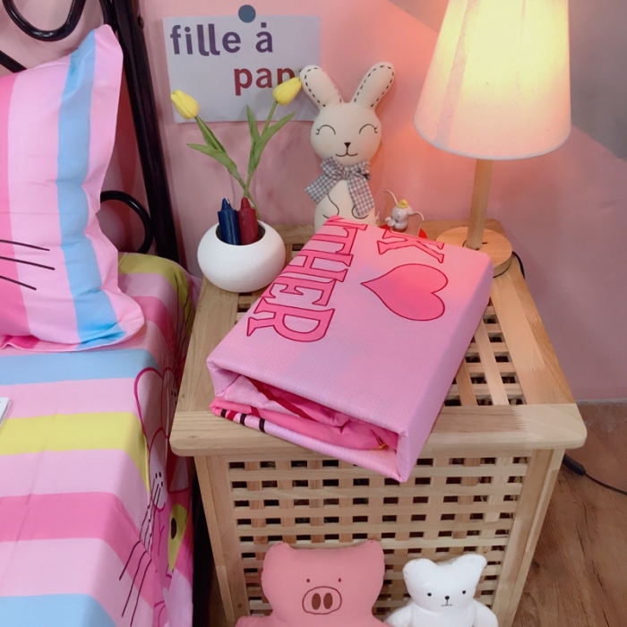 91家纺网 家纺一手货源 找家纺 金爱家 2021新款13070卡通全棉四件套 T恤豹